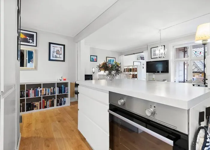 Dinbnb Homes I Family Friendly Home In Historical Sandviken